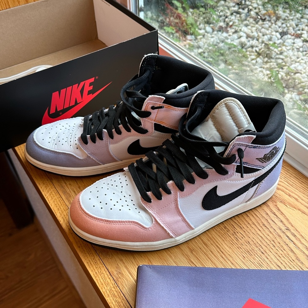 Jordan 1 Retro High OG Skyline